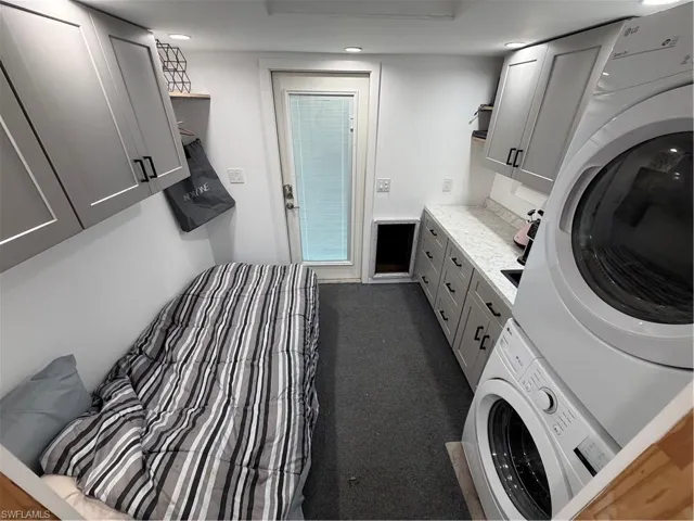 5740 Maplewood Ct, Fort Myers, Florida 33905