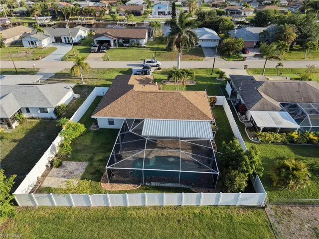 1825 Se 12th Ter, Cape Coral, Florida 33990