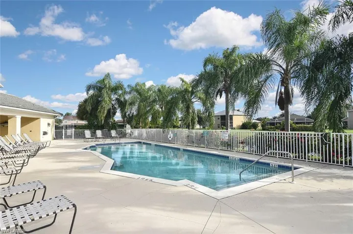 Cypress Cay Community Pool