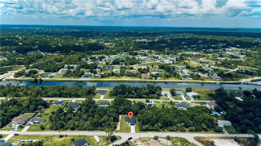 2700 Rena Ln, Lehigh Acres, Florida 33971