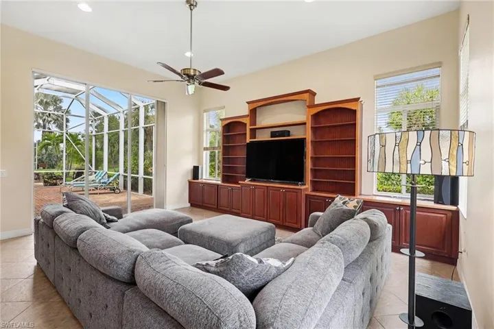 9040 Paseo De Valencia St, Fort Myers, Florida 33908