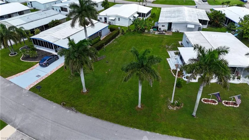 9298  Lord  RD, Bonita Springs, FL 34135
