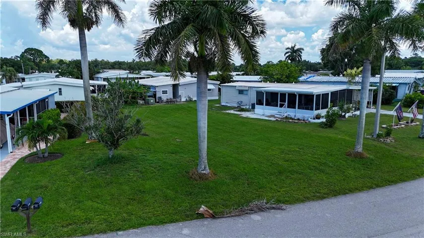 9298  Lord  RD, Bonita Springs, FL 34135