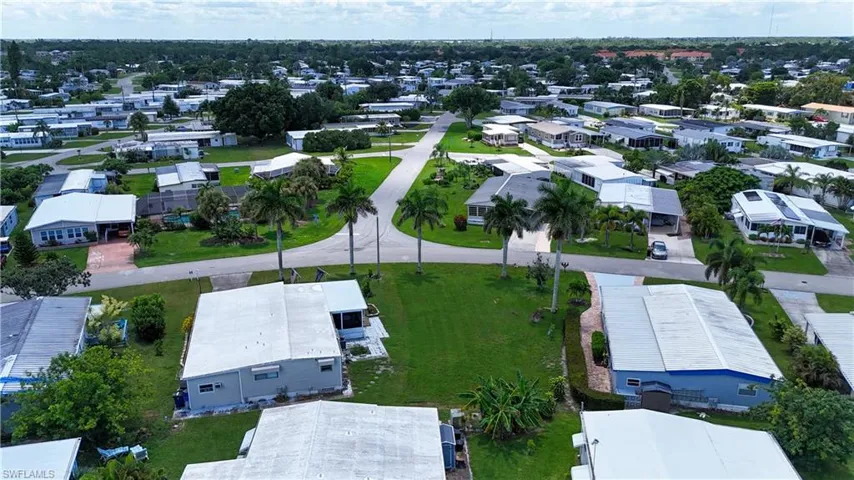9298  Lord  RD, Bonita Springs, FL 34135