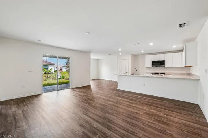 3251 Andalusia Blvd, Cape Coral, Florida 33909