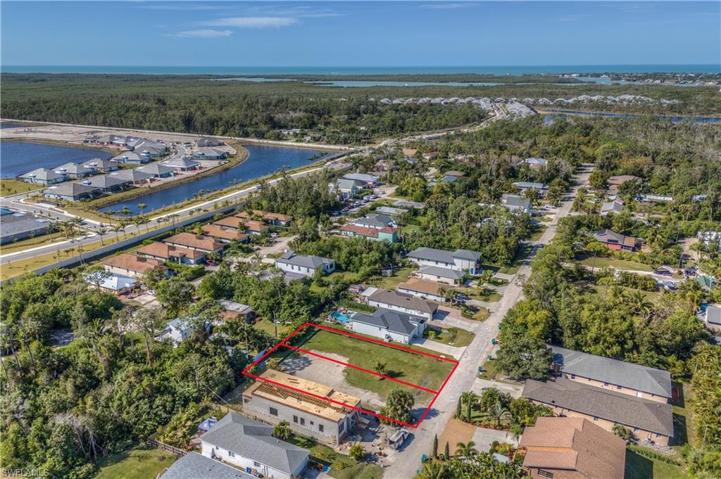 Andrews AVE, NAPLES FL 34112
