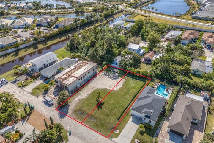 Andrews AVE, NAPLES FL 34112