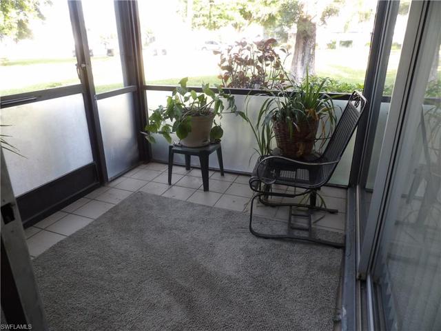 Back/Side/Corner Screened Lanai