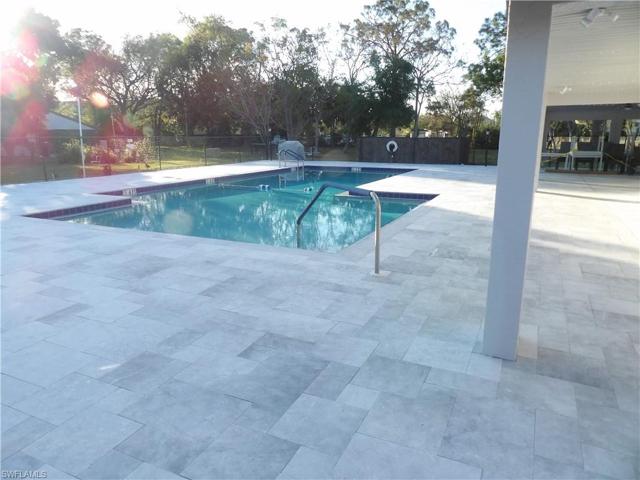 10548  Quincy  CT, Lehigh Acres, FL 33936