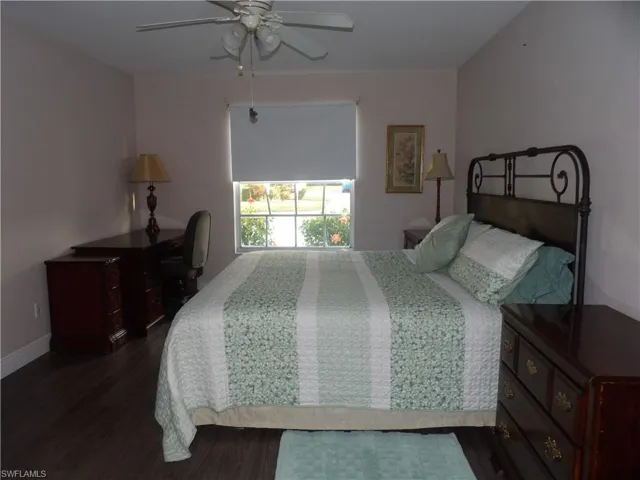 Room for desk