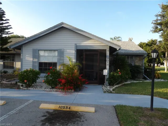 10548  Quincy  CT, Lehigh Acres, FL 33936