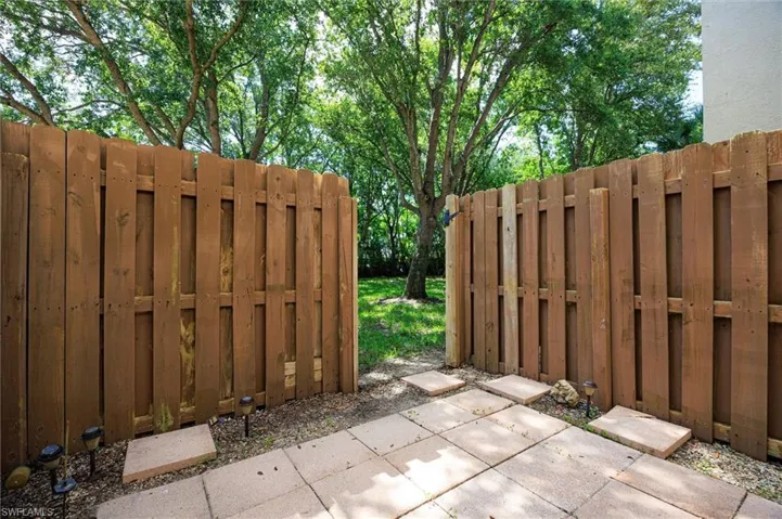15433 Bellamar Cir 1014, Fort Myers, Florida 33908