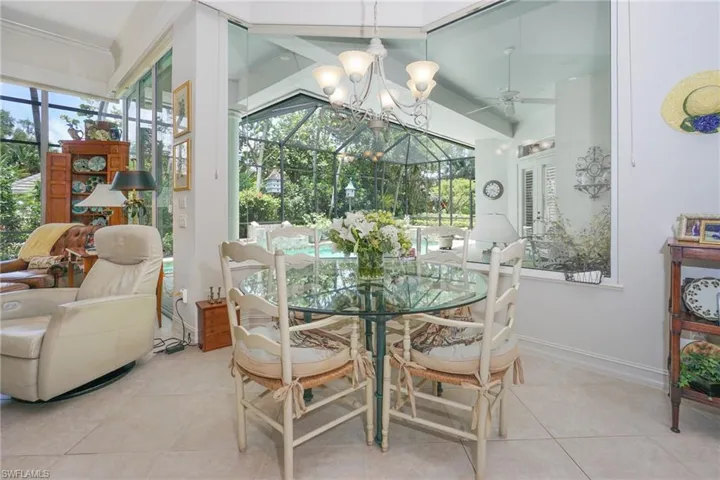 710 Shadow Lake Ln, Naples, Florida 34108