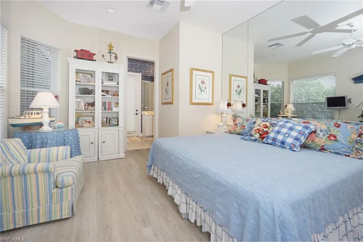 710 Shadow Lake Ln, Naples, Florida 34108