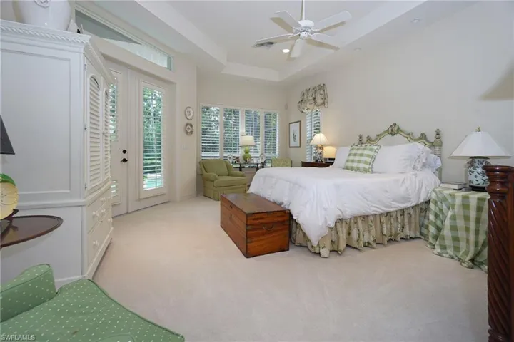 710 Shadow Lake Ln, Naples, Florida 34108