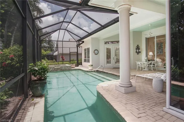 710 Shadow Lake Ln, Naples, Florida 34108