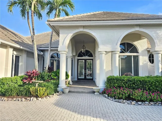 710 Shadow Lake Ln, Naples, Florida 34108