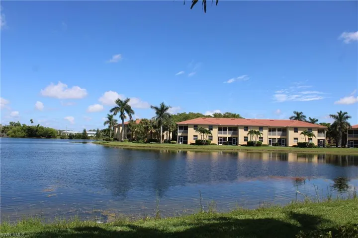 4327  Bellasol  CIR, Fort Myers, FL 33916