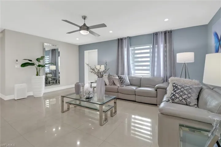 2193  45th SW TER, Naples, FL 34116