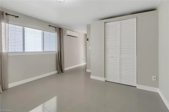 2193  45th SW TER, Naples, FL 34116