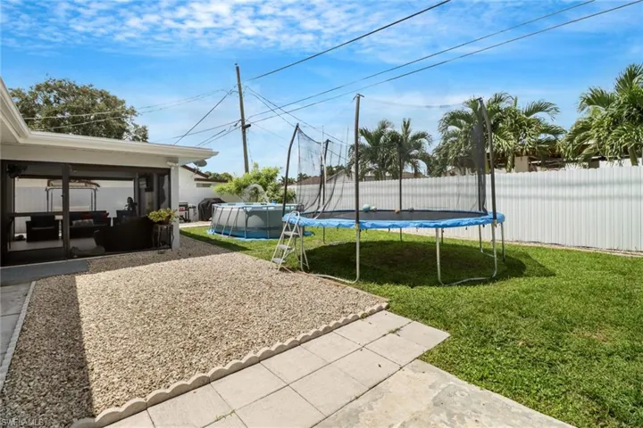 2193  45th SW TER, Naples, FL 34116