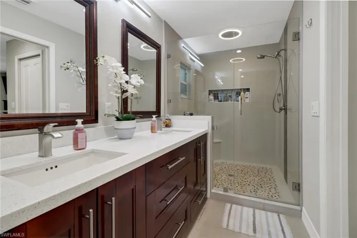 2193  45th SW TER, Naples, FL 34116