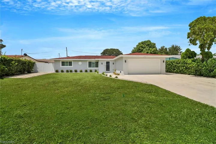 2193  45th SW TER, Naples, FL 34116