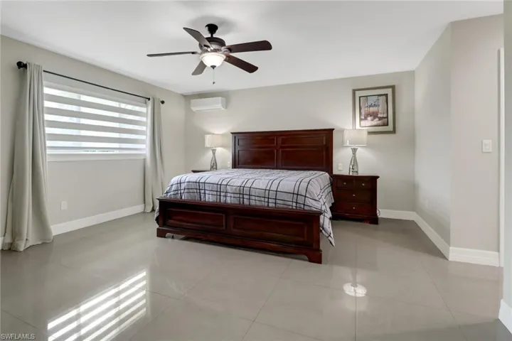 2193  45th SW TER, Naples, FL 34116