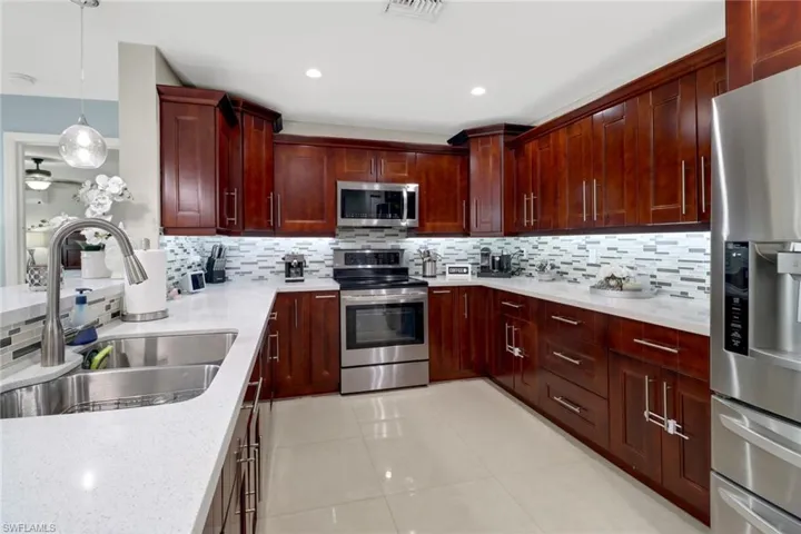 2193  45th SW TER, Naples, FL 34116