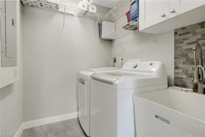 2193  45th SW TER, Naples, FL 34116