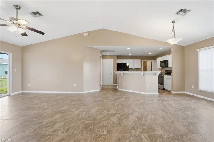 1621 NW 18th  ST, Cape Coral, FL 33993
