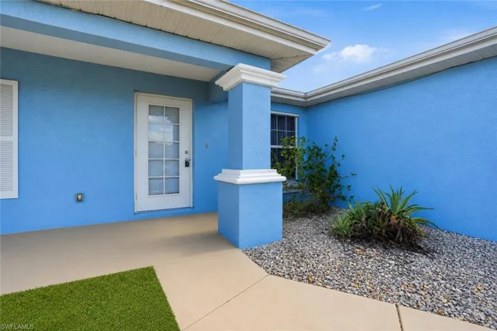 1621 Nw 18th St, Cape Coral, Florida 33993