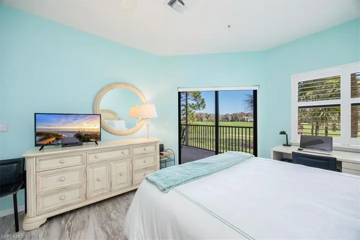 200  Vintage  CIR, Naples, FL 34119