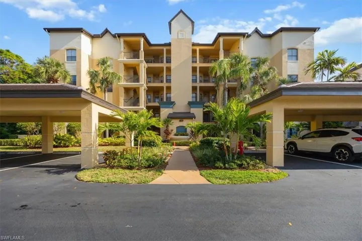 200  Vintage  CIR, Naples, FL 34119