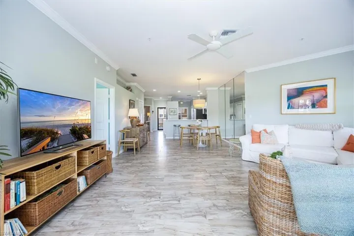 200  Vintage  CIR, Naples, FL 34119