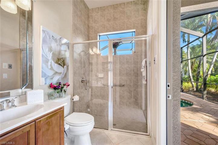 1st Guest Bedroom Ensuite Bathroom/Pool Bath
