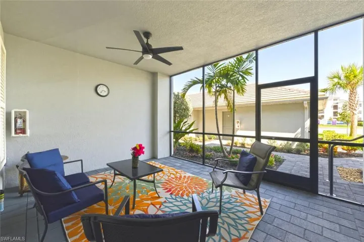 Front Lanai