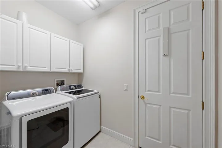 2506 Retunda Pkwy W, Cape Coral, Florida 33904