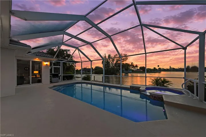 2506 Retunda Pkwy W, Cape Coral, Florida 33904