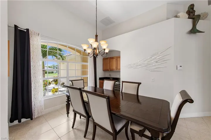 2506 Retunda Pkwy W, Cape Coral, Florida 33904