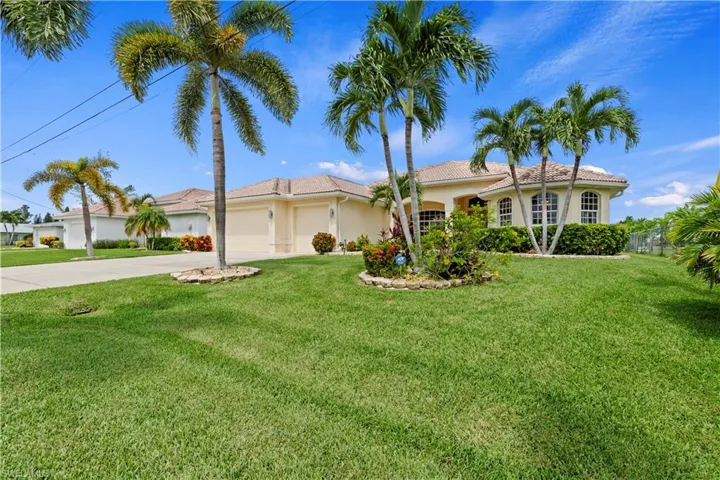 2506 Retunda Pkwy W, Cape Coral, Florida 33904