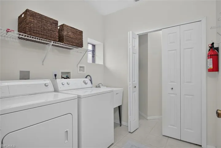 15161 Royal Windsor Ln 2601, Fort Myers, Florida 33919