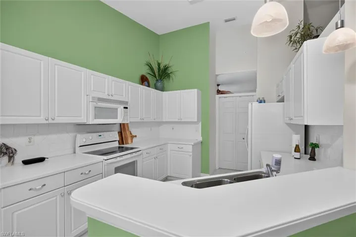 15161 Royal Windsor Ln 2601, Fort Myers, Florida 33919