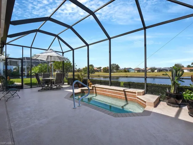 Spacious Lanai