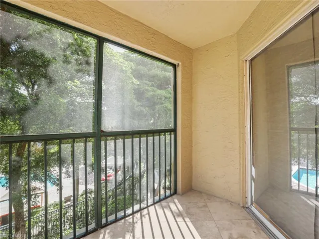 8870 Colonnades Ct W 332, Bonita Springs, Florida 34135