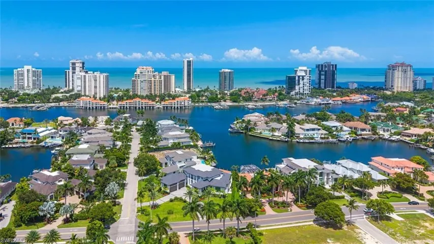 405 Neapolitan Way, Naples, Florida 34103