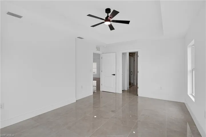 211 Ne 31st St, Cape Coral, Florida 33909