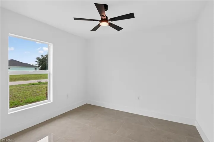 211 Ne 31st St, Cape Coral, Florida 33909