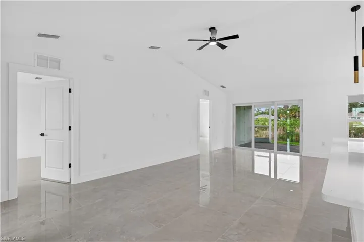 211 Ne 31st St, Cape Coral, Florida 33909
