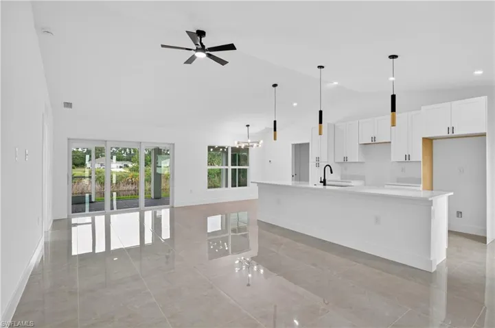 211 Ne 31st St, Cape Coral, Florida 33909